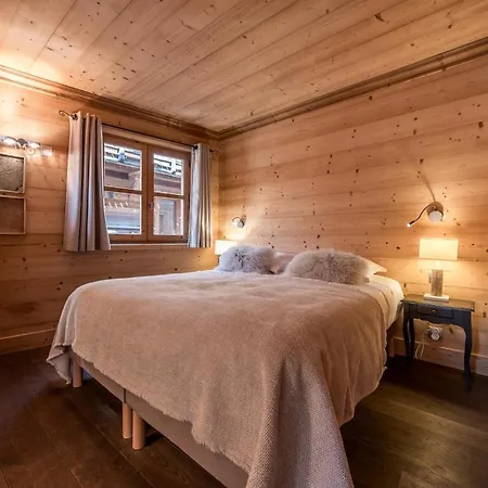 5 Bedrooms Le Praz Chalet Courchevel